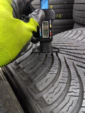 Гуми Зимни 205/60R16, снимка 9