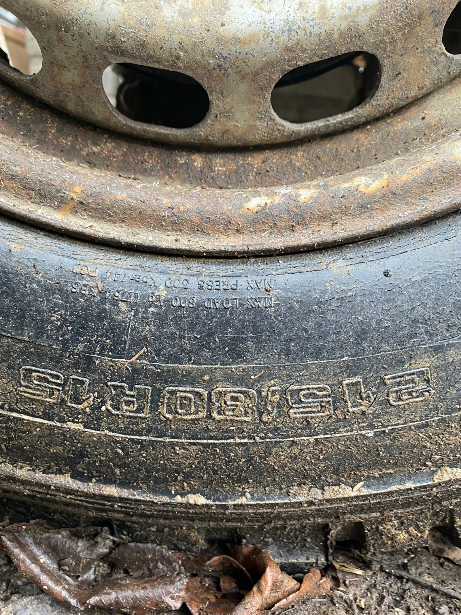 ���� � ������ 215/100R15 | Mobile.bg � ����������� 10