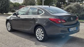 Opel Astra СЕДАН-КАТО НОВА, снимка 5