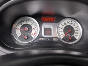 Renault Clio Хечбек , снимка 4