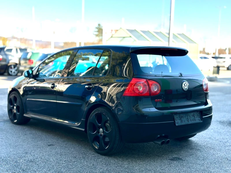 VW Golf 2.0 GTI Xenon Кожа, снимка 5 - Автомобили и джипове - 47248290