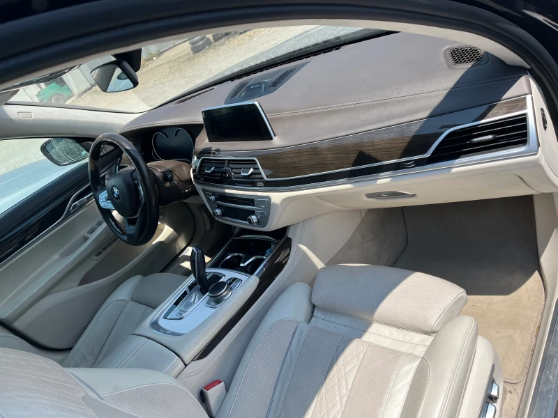 BMW 750 G12 750li x-drive 449hp НА ЧАСТИ, снимка 5 - Автомобили и джипове - 51068229