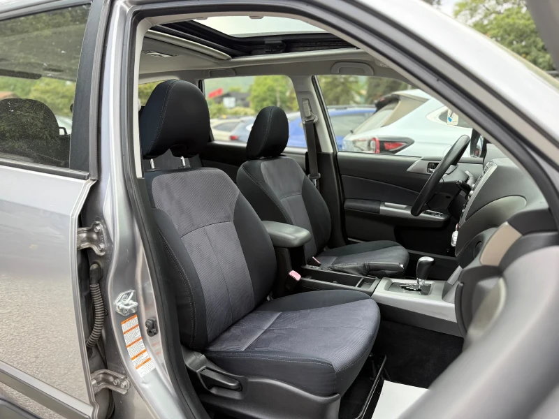 Subaru Forester 2.0 LPG, снимка 11 - Автомобили и джипове - 51662260