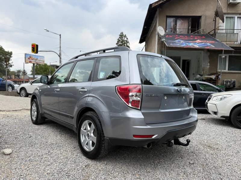 Subaru Forester 2.0 LPG, снимка 6 - Автомобили и джипове - 51662260