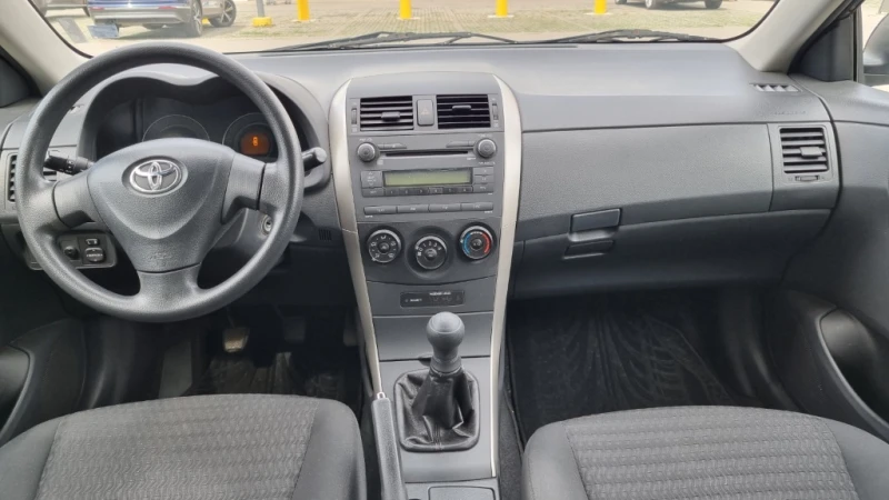 Toyota Corolla, снимка 10 - Автомобили и джипове - 52297832