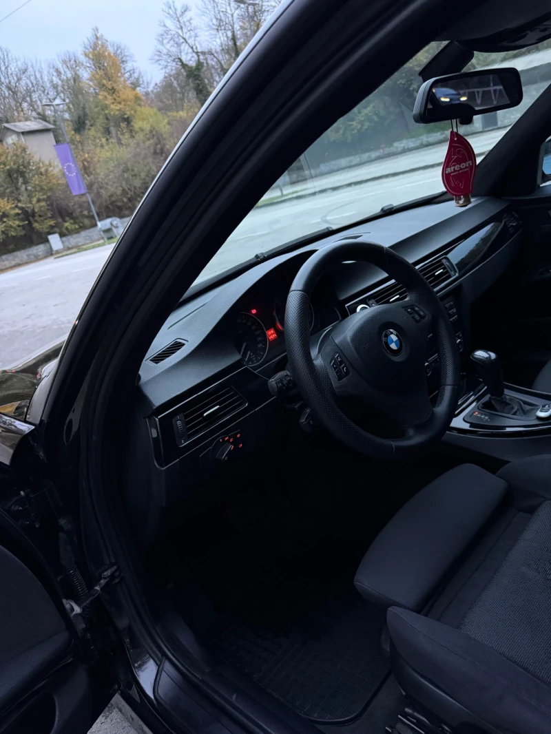 BMW 320  М47, снимка 9 - Автомобили и джипове - 52376393