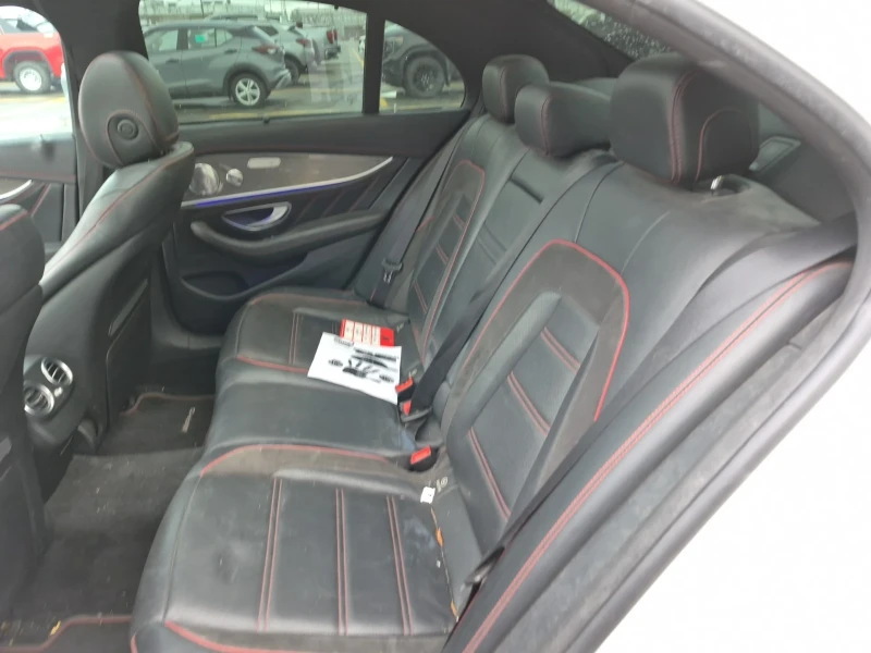 Mercedes-Benz E 43 AMG * АвтоКредит* , снимка 12 - Автомобили и джипове - 52591631