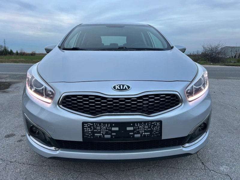 Kia Ceed 1.6 НАВИГАЦИЯ* КАМЕРА, снимка 3 - Автомобили и джипове - 52630604