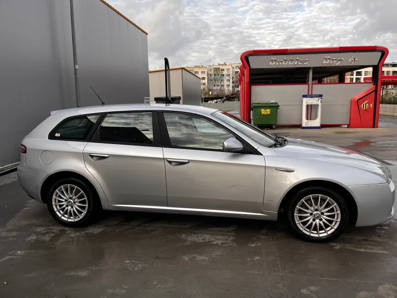 Alfa Romeo 159 sportwagon, снимка 3 - Автомобили и джипове - 52646408