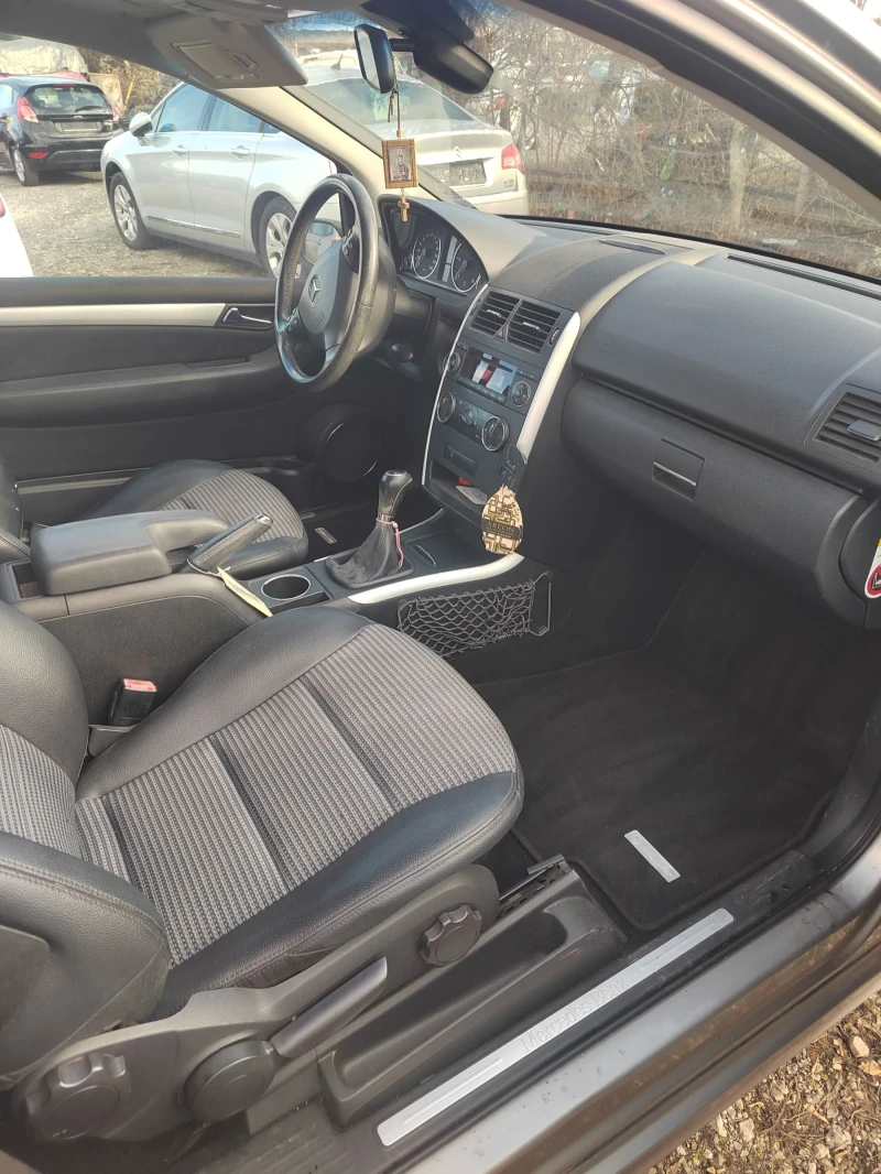 Mercedes-Benz A 180 A 180 CDI , снимка 11 - Автомобили и джипове - 52884003