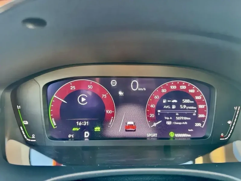 Honda Civic 2.0 e:HEV Advance, снимка 17 - Автомобили и джипове - 53152554