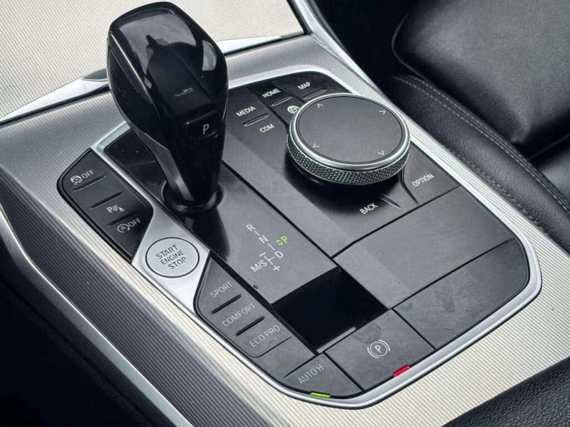 BMW 330 * 330i xDrive w/M Sport Pkg | No Accidents! * CARF, снимка 14 - Автомобили и джипове - 53527381