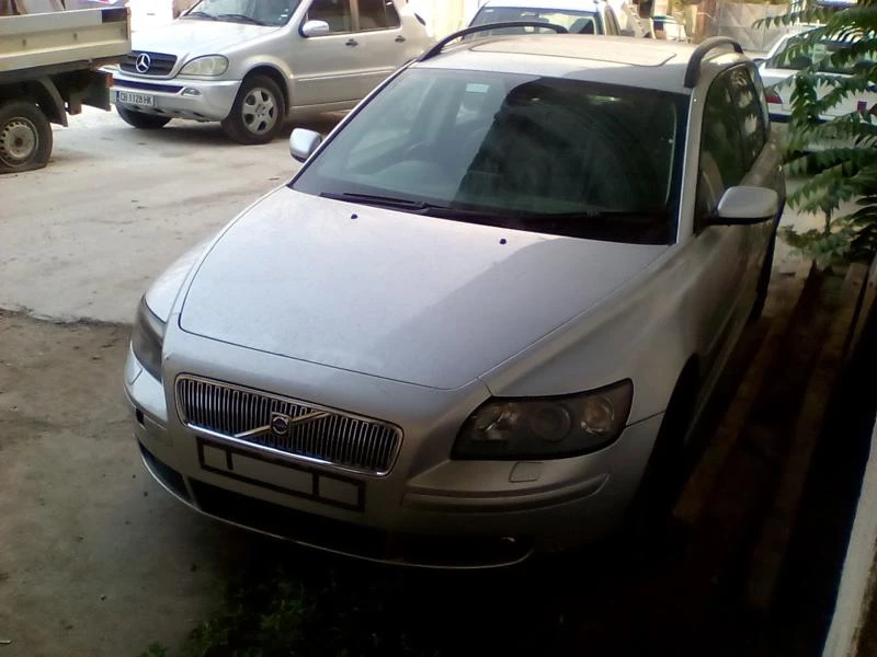 Volvo V50 2.4I, снимка 3 - Автомобили и джипове - 30537502