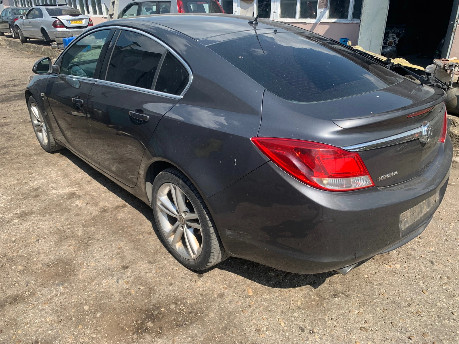 Opel Insignia 1.8i 140кс - изображение 5