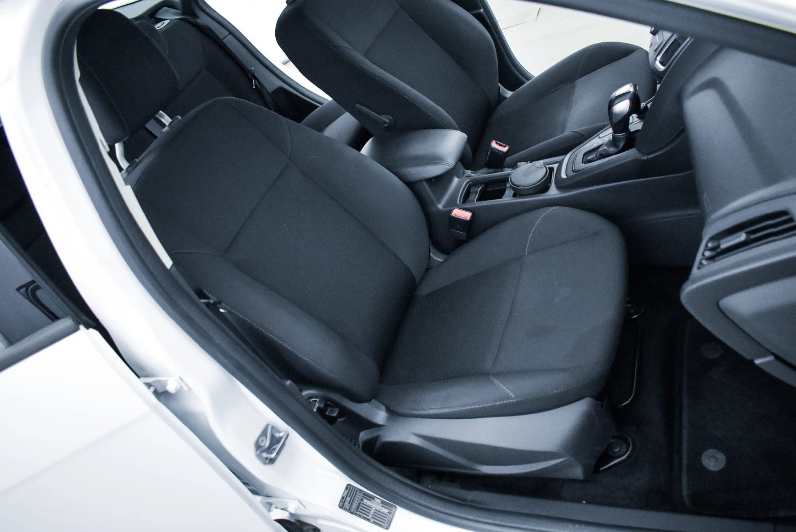 Ford Focus 1.5 TDCI E6 AUT. | Mobile.bg — изображение 17