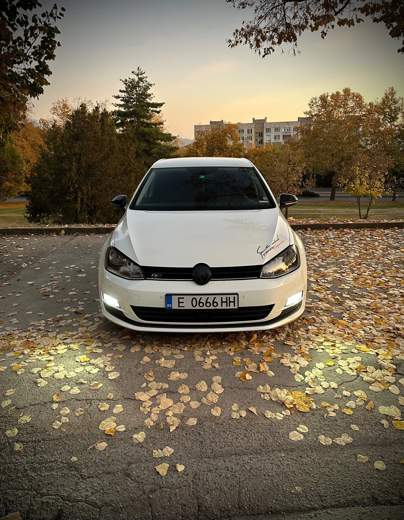 VW Golf 1.6 TDI BlueMotion ACC  - изображение 2