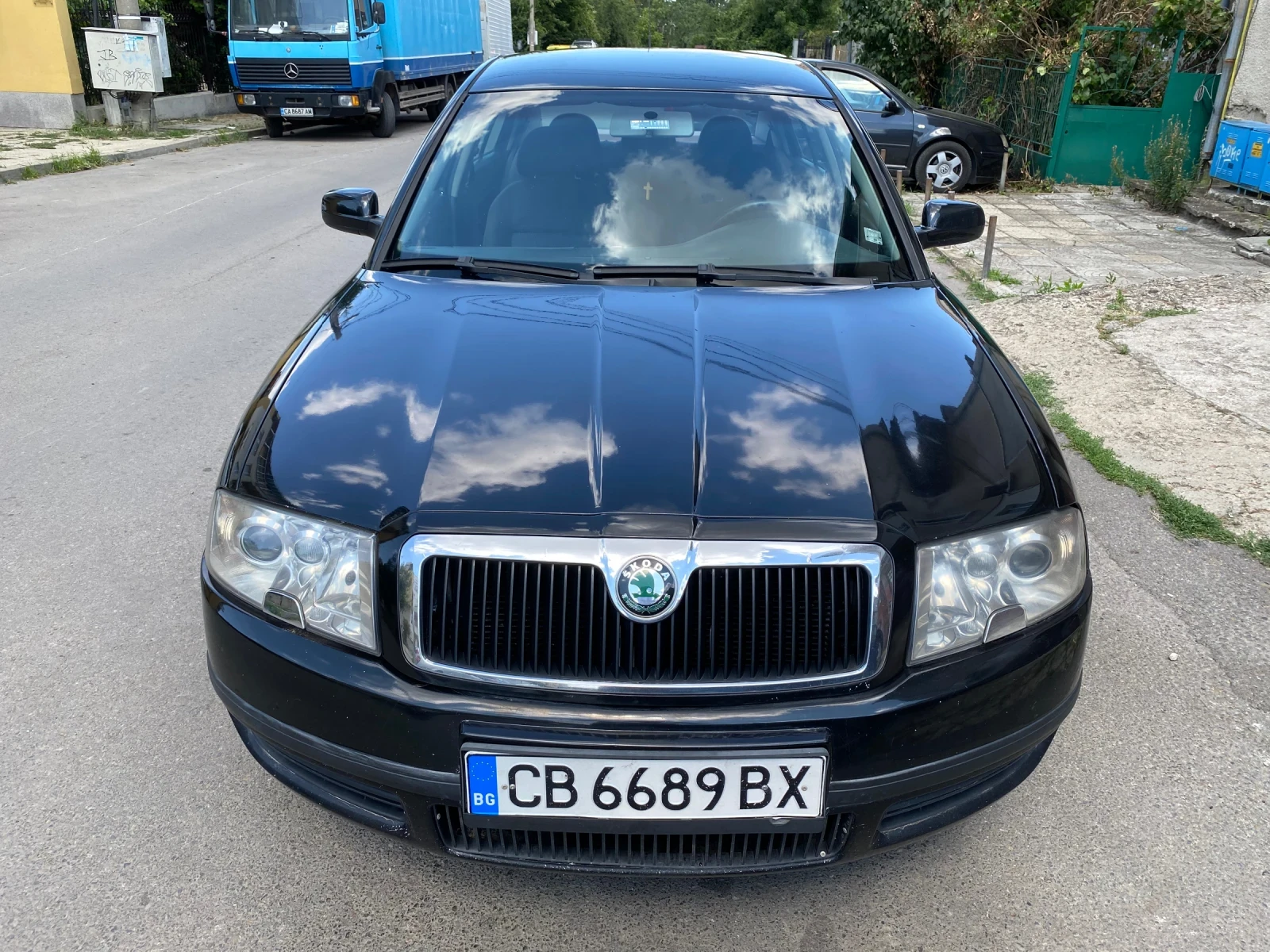 Skoda Superb Седан - изображение 3