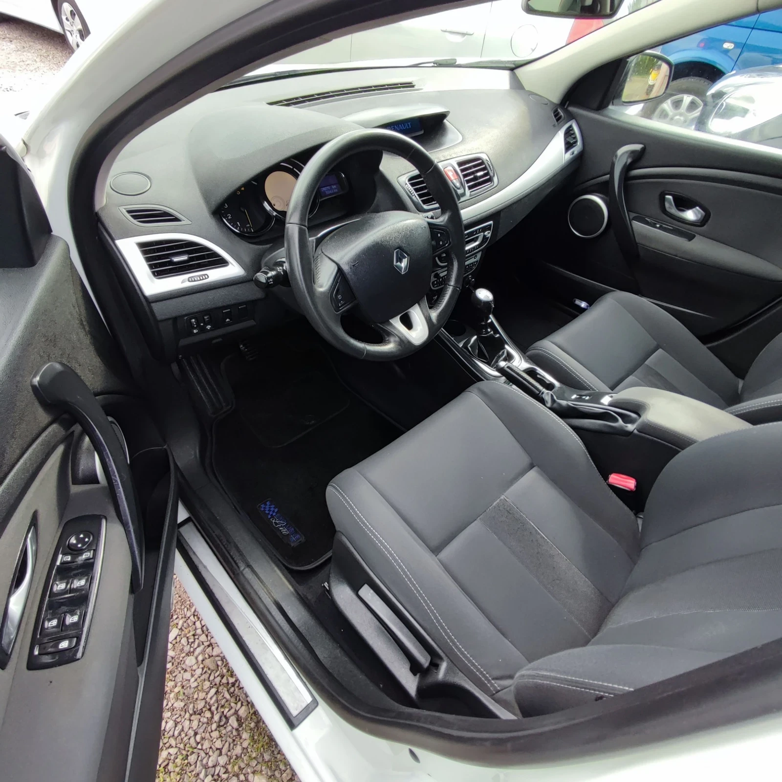 Renault Megane 1.5DCI* EURO5* 90кс* KLIMATRONIK* RS - изображение 7