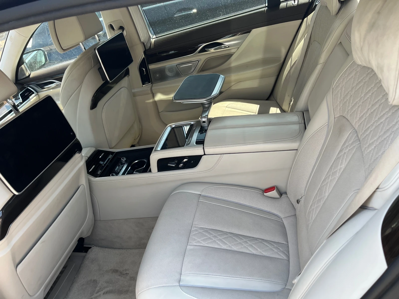 BMW 750 G12 750li x-drive 449hp НА ЧАСТИ - изображение 8
