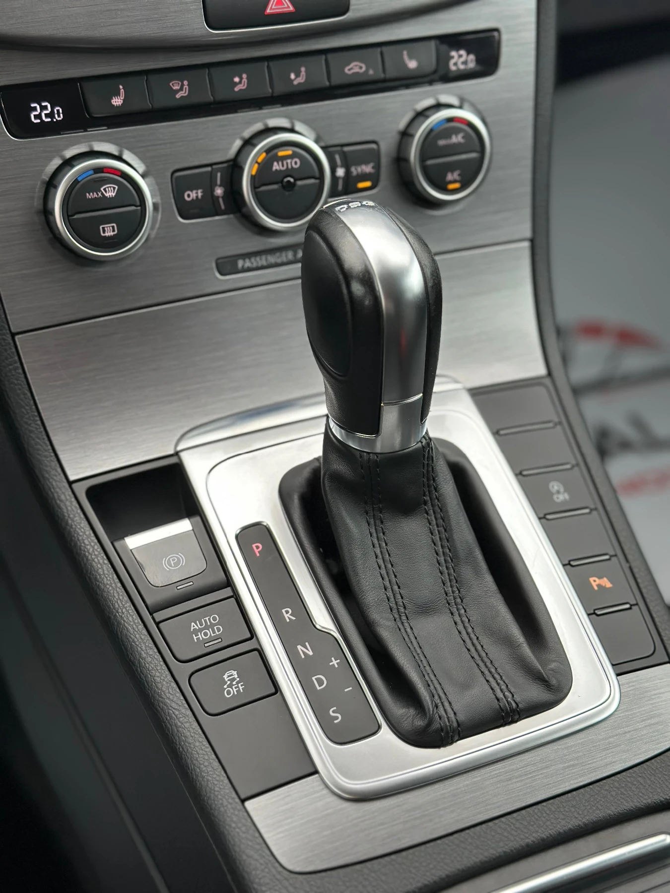 VW Passat 2.0TDI 140  ::  ::  | Mobile.bg   13