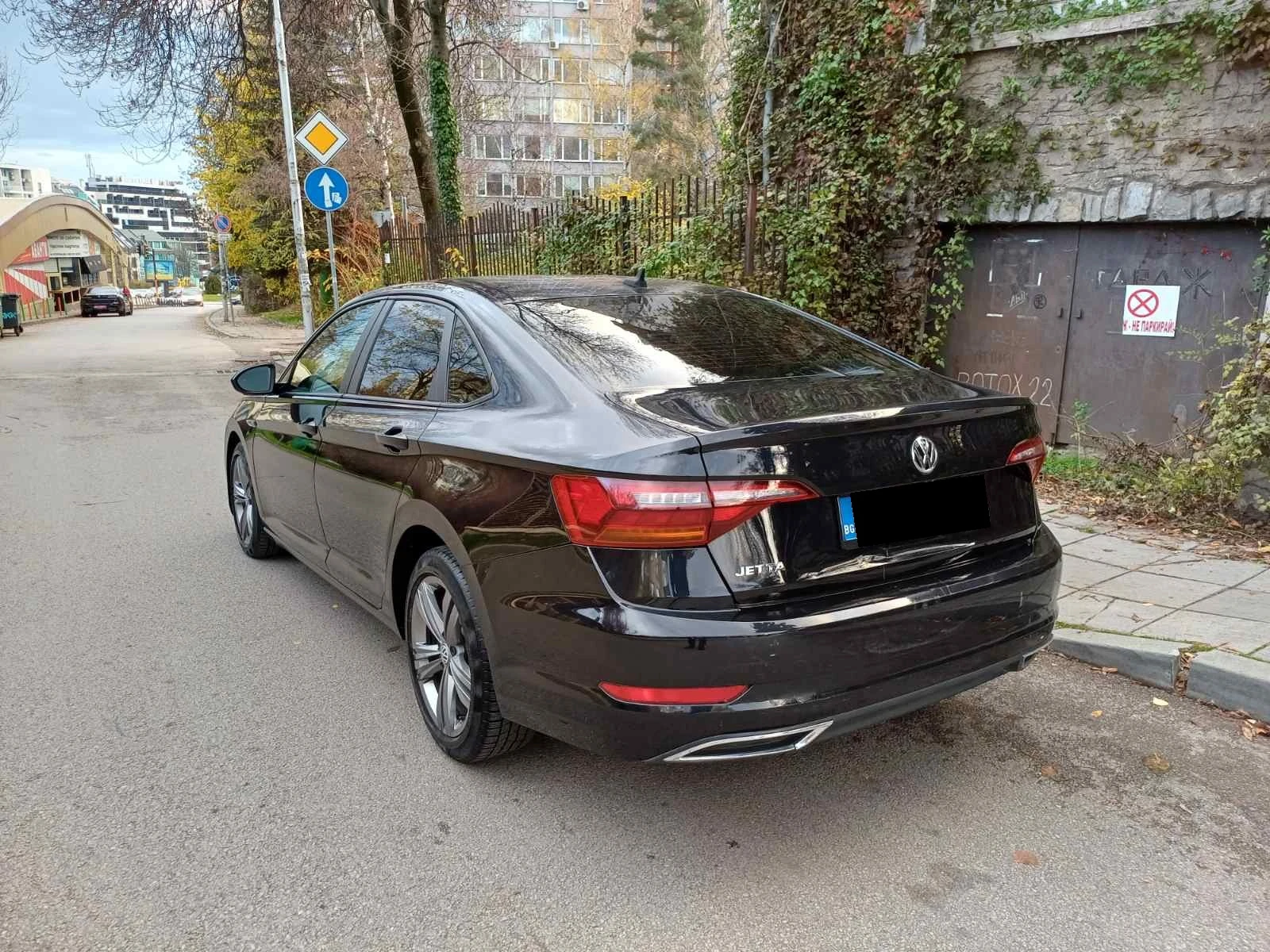 VW Jetta 1.4 TSI R line | Mobile.bg   5