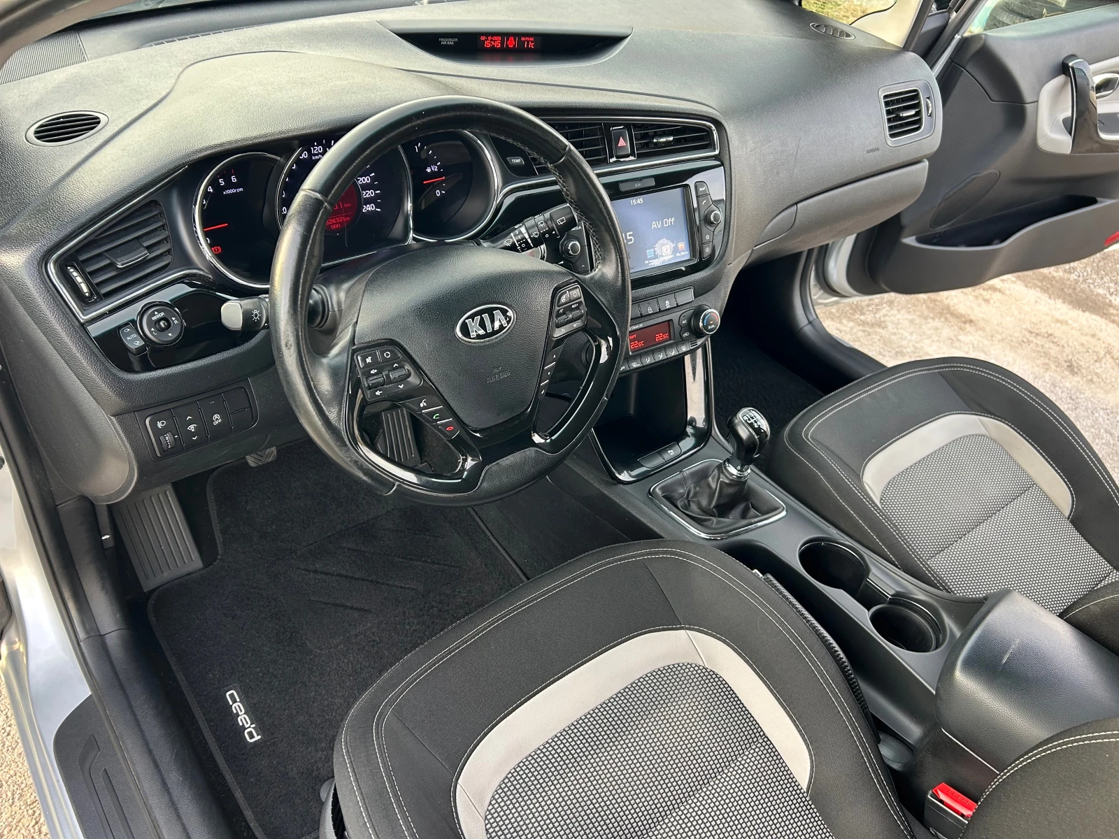 Kia Ceed 1.6 *  | Mobile.bg   9