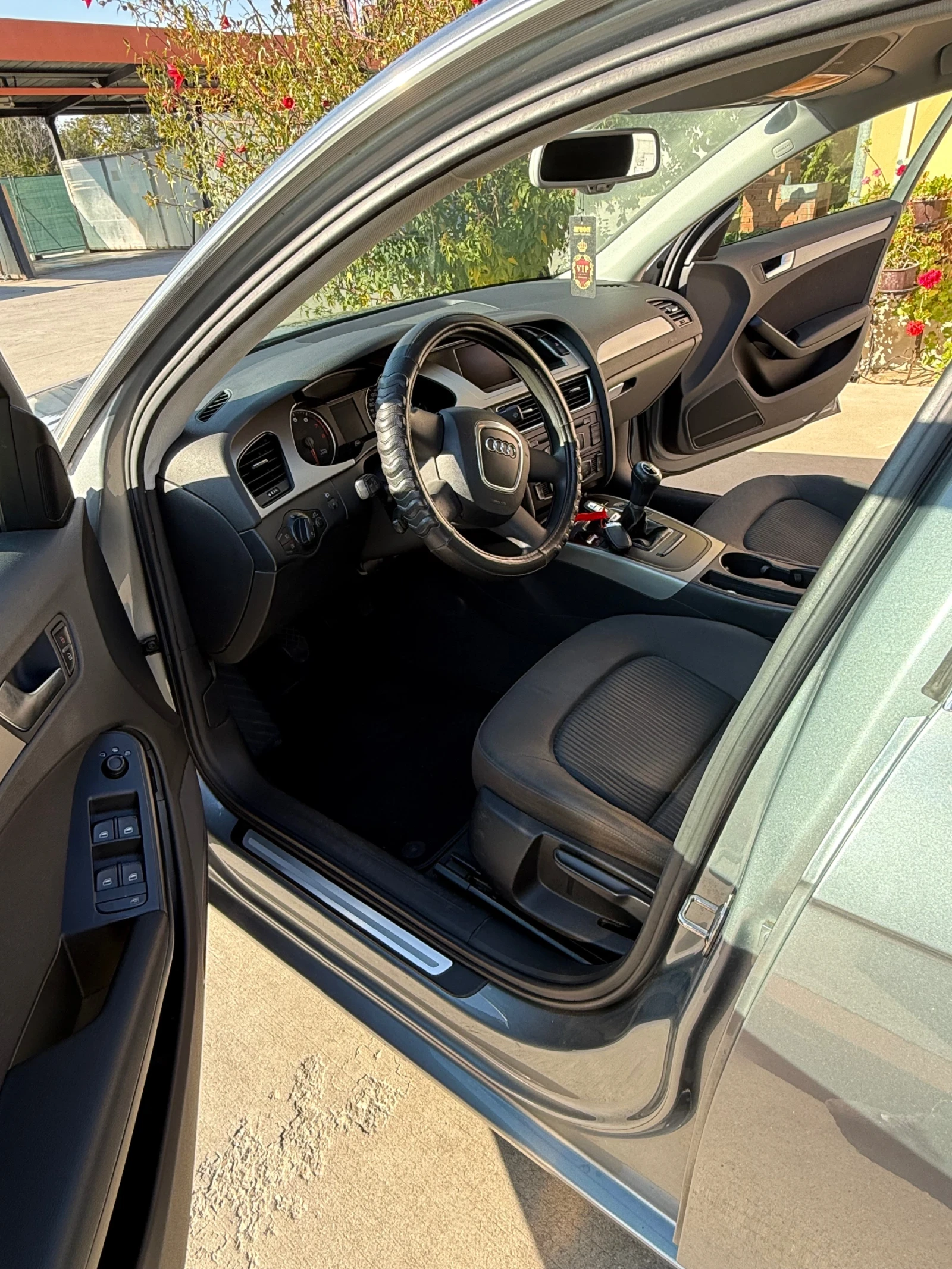 Audi A4 B8 - изображение 10