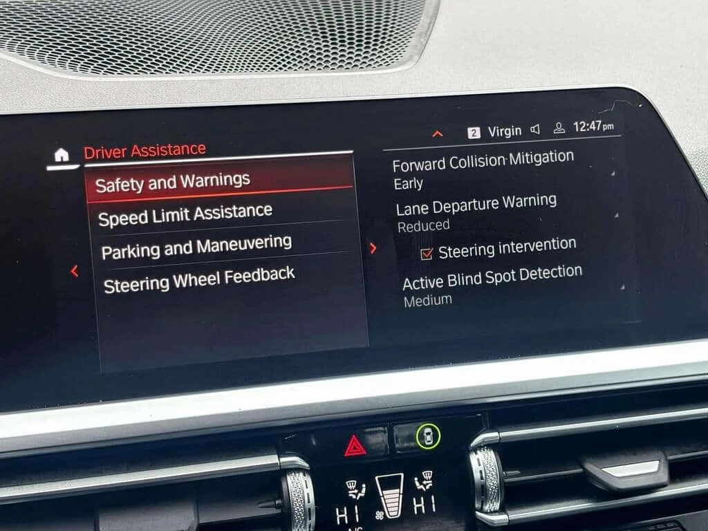 BMW 330 * 330i xDrive w/M Sport Pkg | No Accidents! * CARF | Mobile.bg � ����������� 12