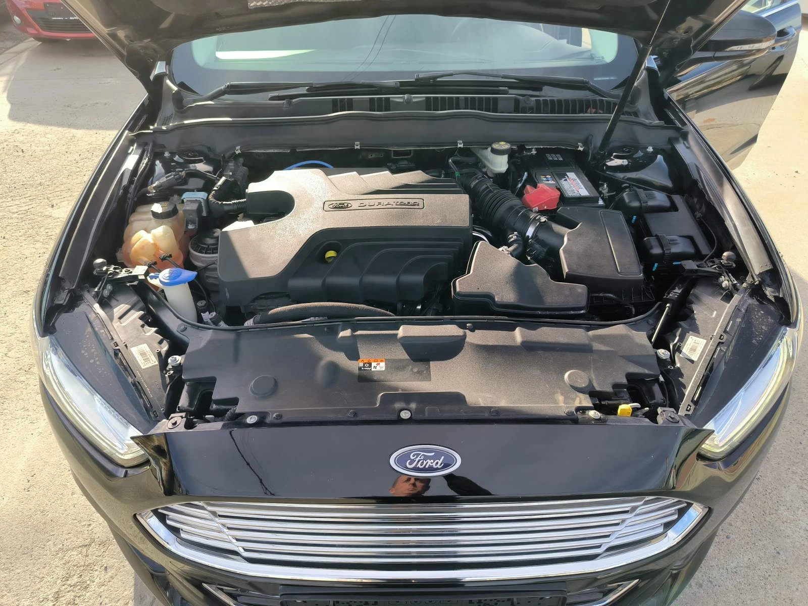 Ford Mondeo 2.0d-Navi-Automat-Euro-6B - изображение 9