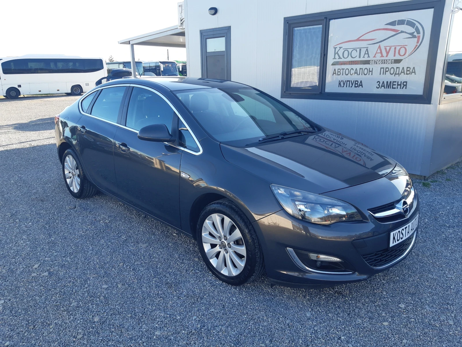 Opel Astra СЕДАН-КАТО НОВА - изображение 2