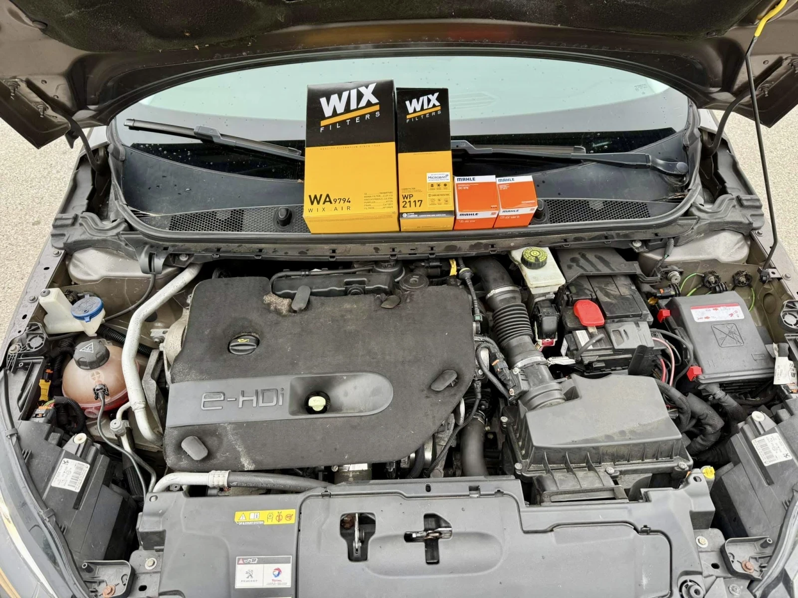 Peugeot 308 2.0HDI/ 150кс./ EURO5/ ПЕРФЕТНО, снимка 14 - Автомобили и джипове - 53829958