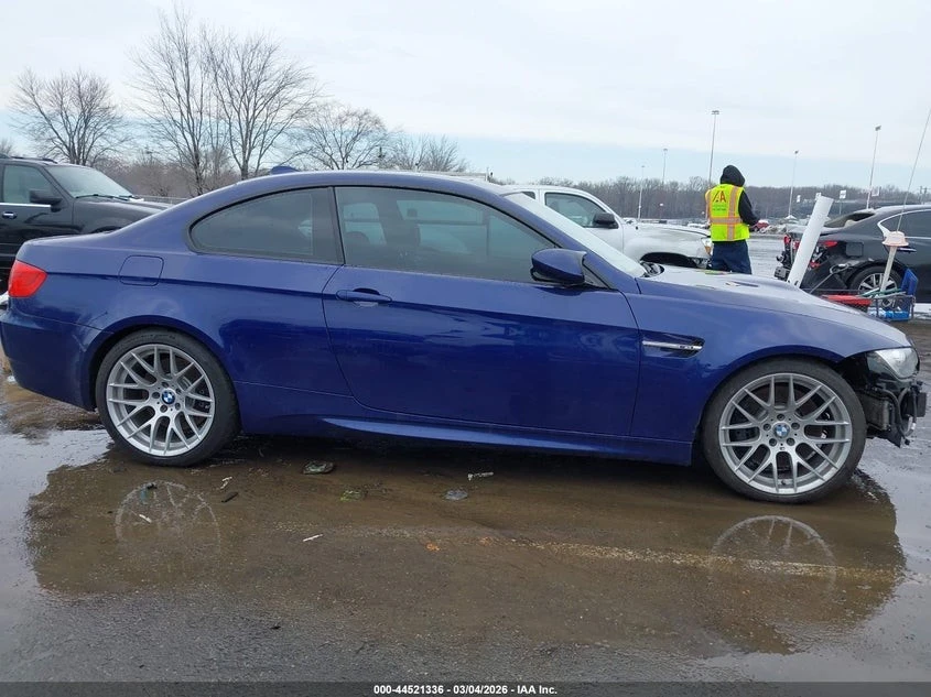 BMW M3 С РЕГИСТРАЦИЯ & АВТО КРЕДИТ, снимка 5 - Автомобили и джипове - 53877849
