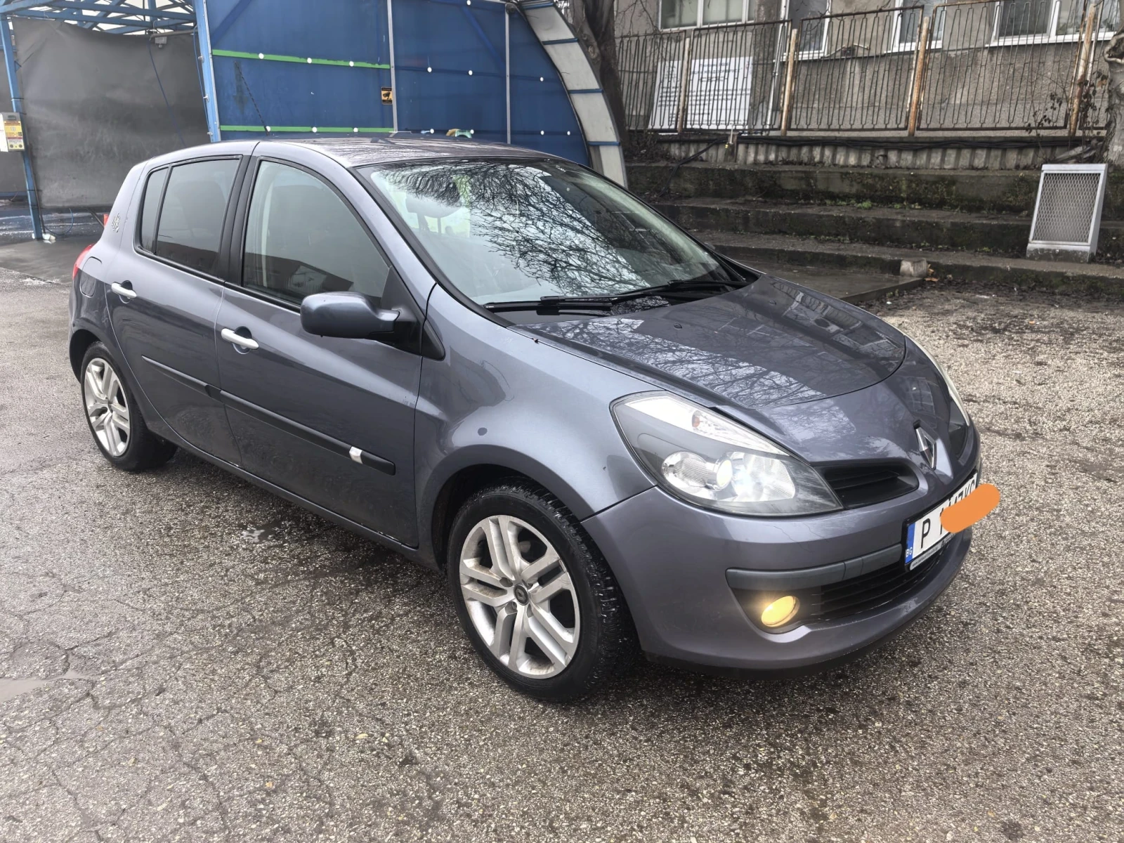 Renault Clio Хечбек , снимка 2 - Автомобили и джипове - 54017569