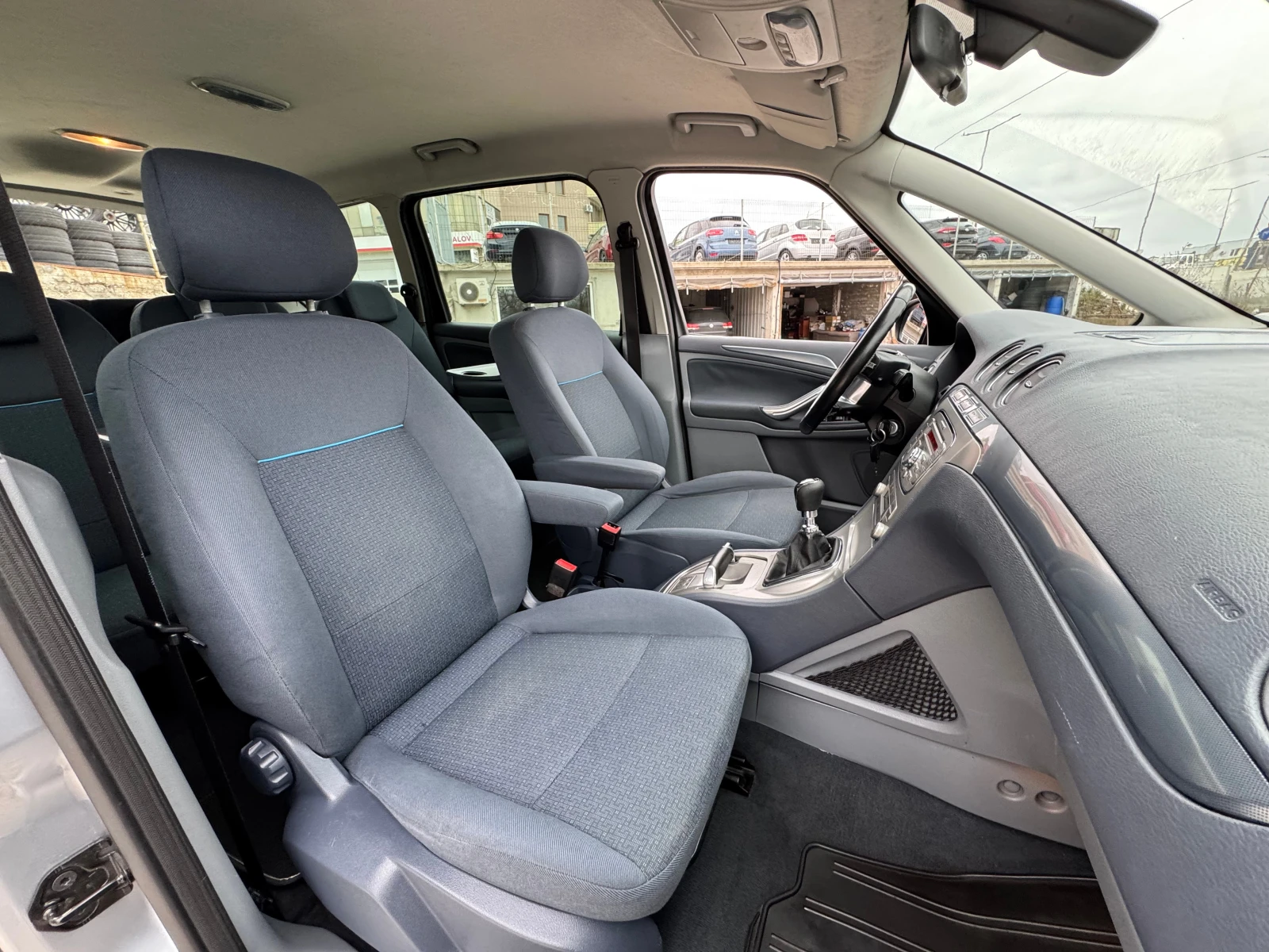 Ford Galaxy 7 седалки, снимка 14 - Автомобили и джипове - 54031330