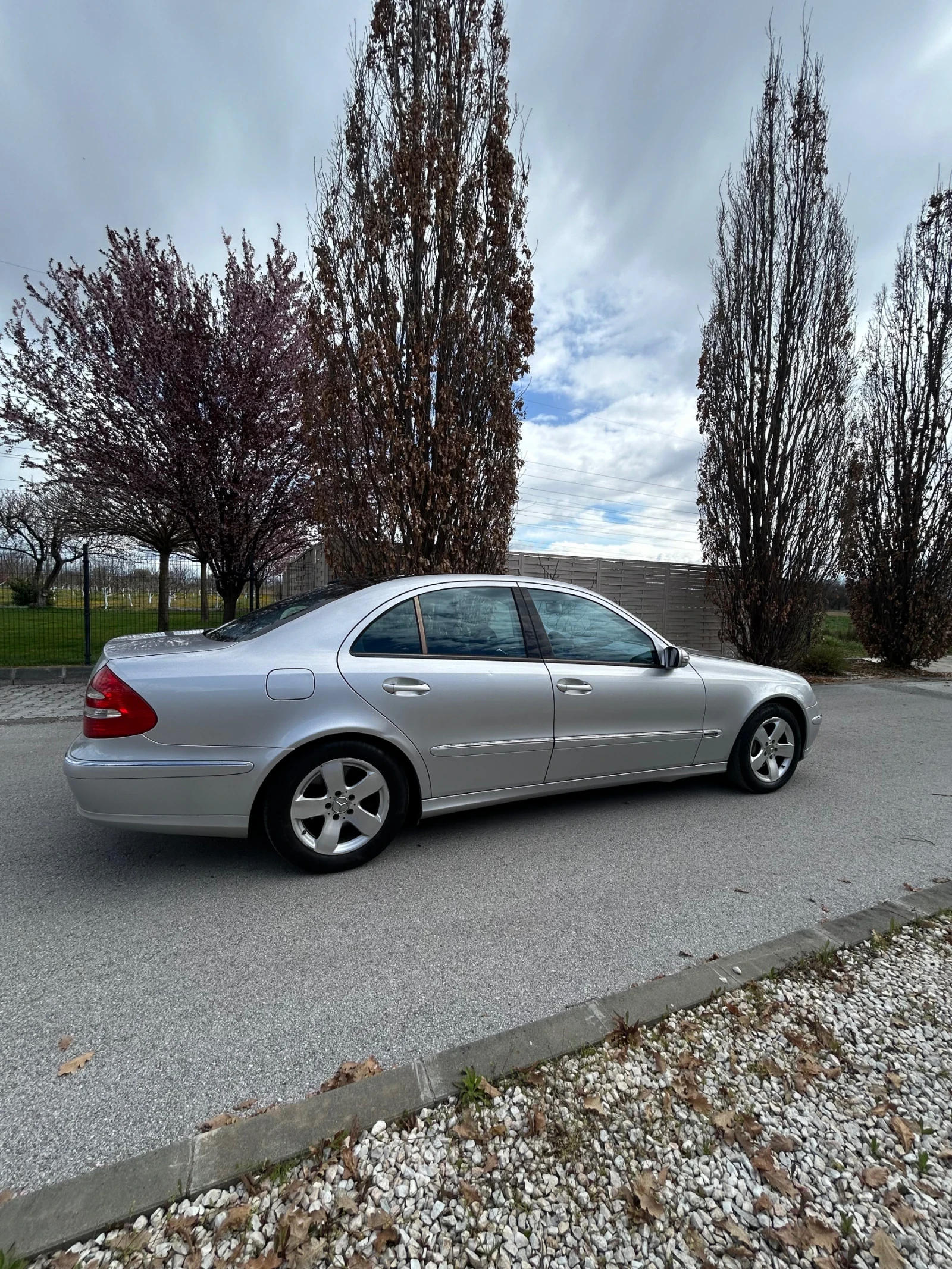 Mercedes-Benz E 320 | Mobile.bg � ����������� 2