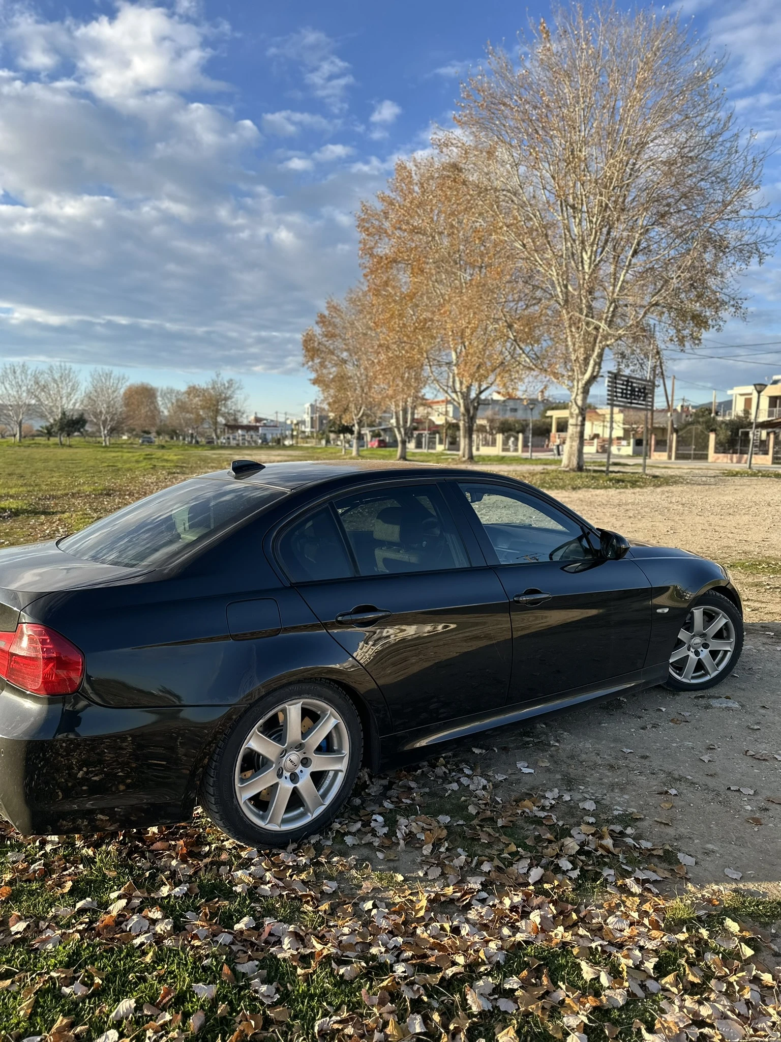 BMW 335 M57 Keyless/M Pack/Stock, снимка 6 - Автомобили и джипове - 54298192