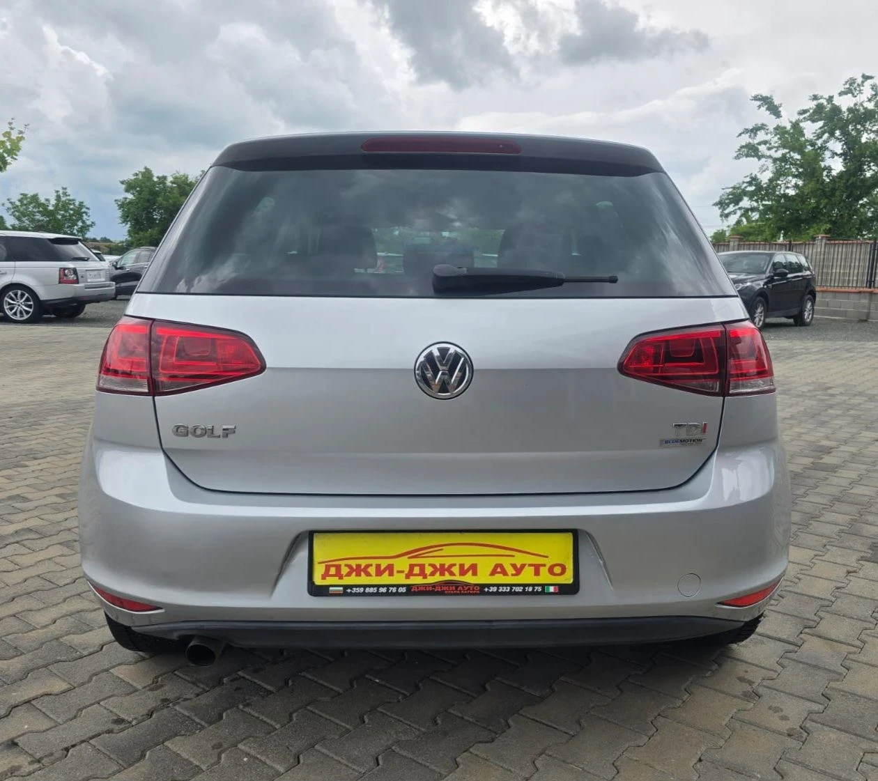 VW Golf 1.6D, снимка 4 - Автомобили и джипове - 54751239