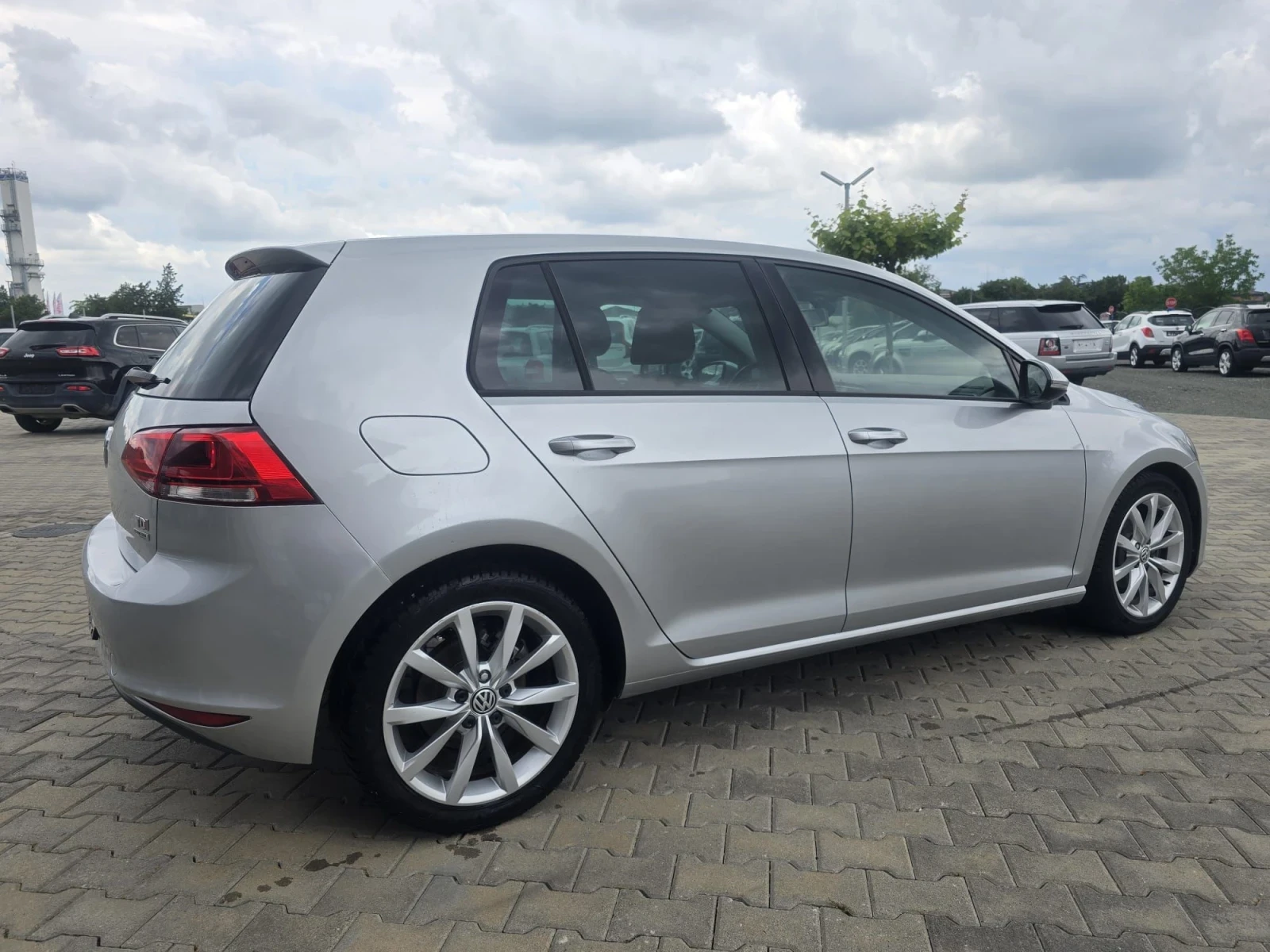 VW Golf 1.6D, снимка 6 - Автомобили и джипове - 54751239
