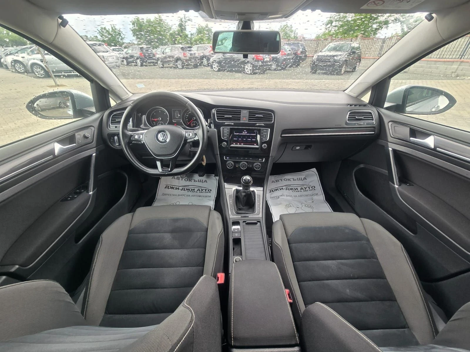 VW Golf 1.6D, снимка 8 - Автомобили и джипове - 54751239