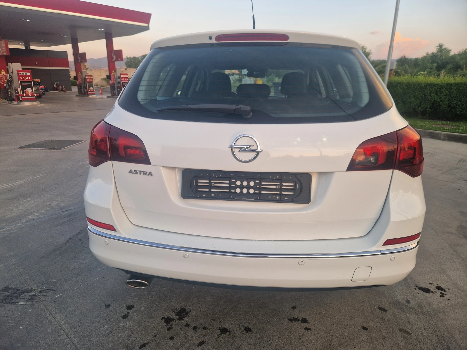Opel Astra 1.4Turbo/GAZ/140кс/EU5b, снимка 3 - Автомобили и джипове - 55126058