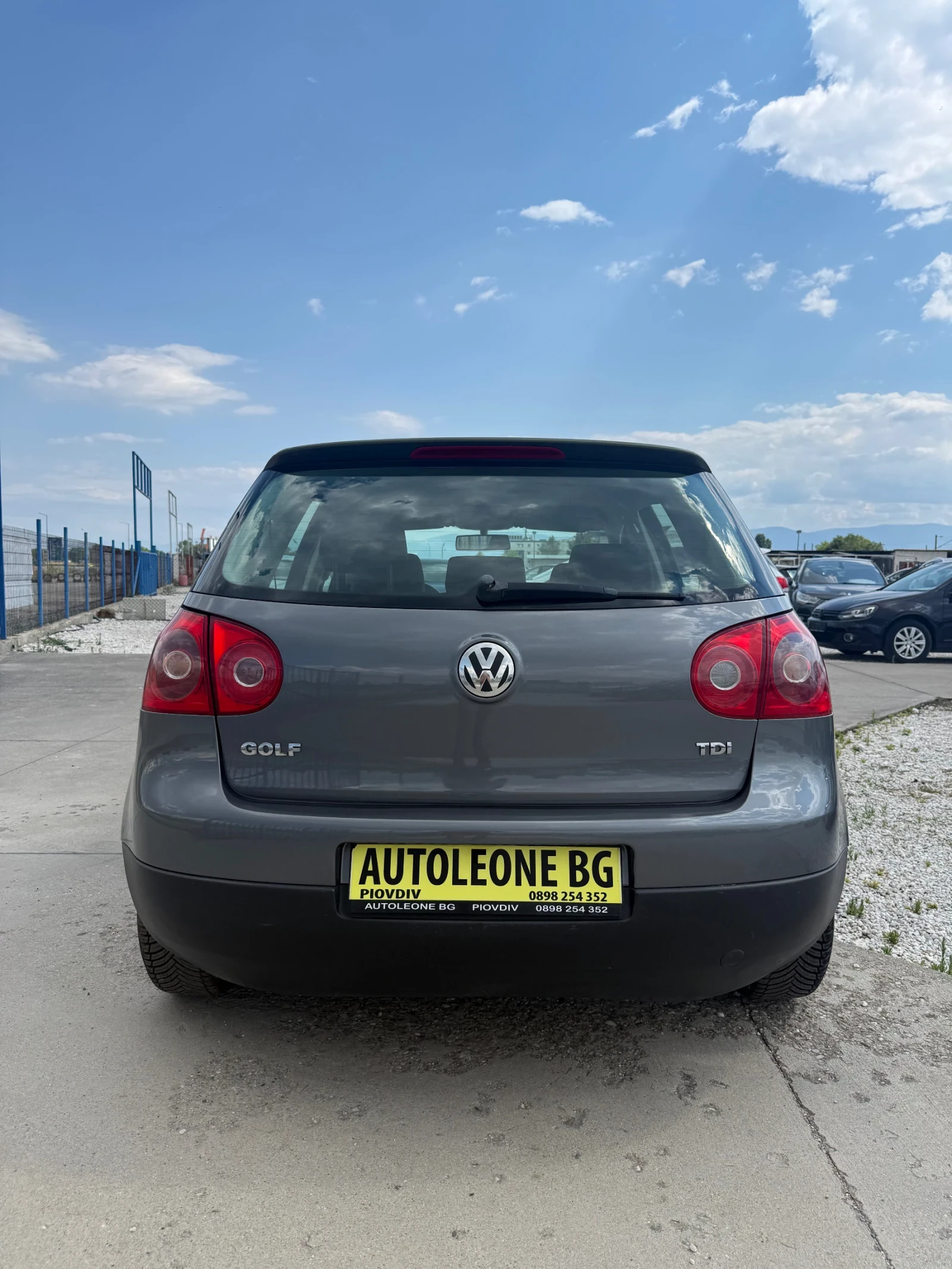 VW Golf 1.9 TDi FULL , снимка 5 - Автомобили и джипове - 55154938