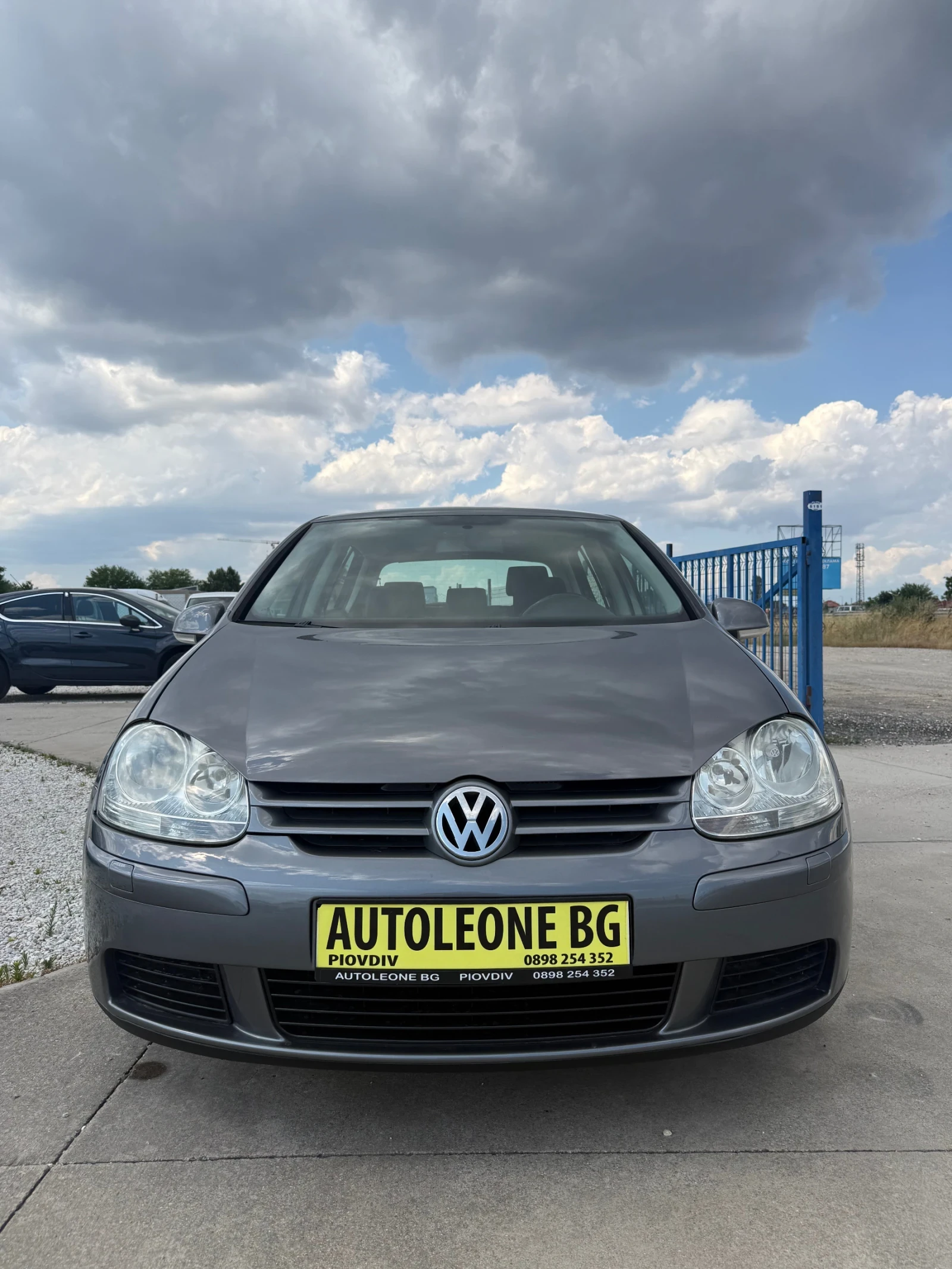 VW Golf 1.9 TDi FULL , снимка 2 - Автомобили и джипове - 55154938