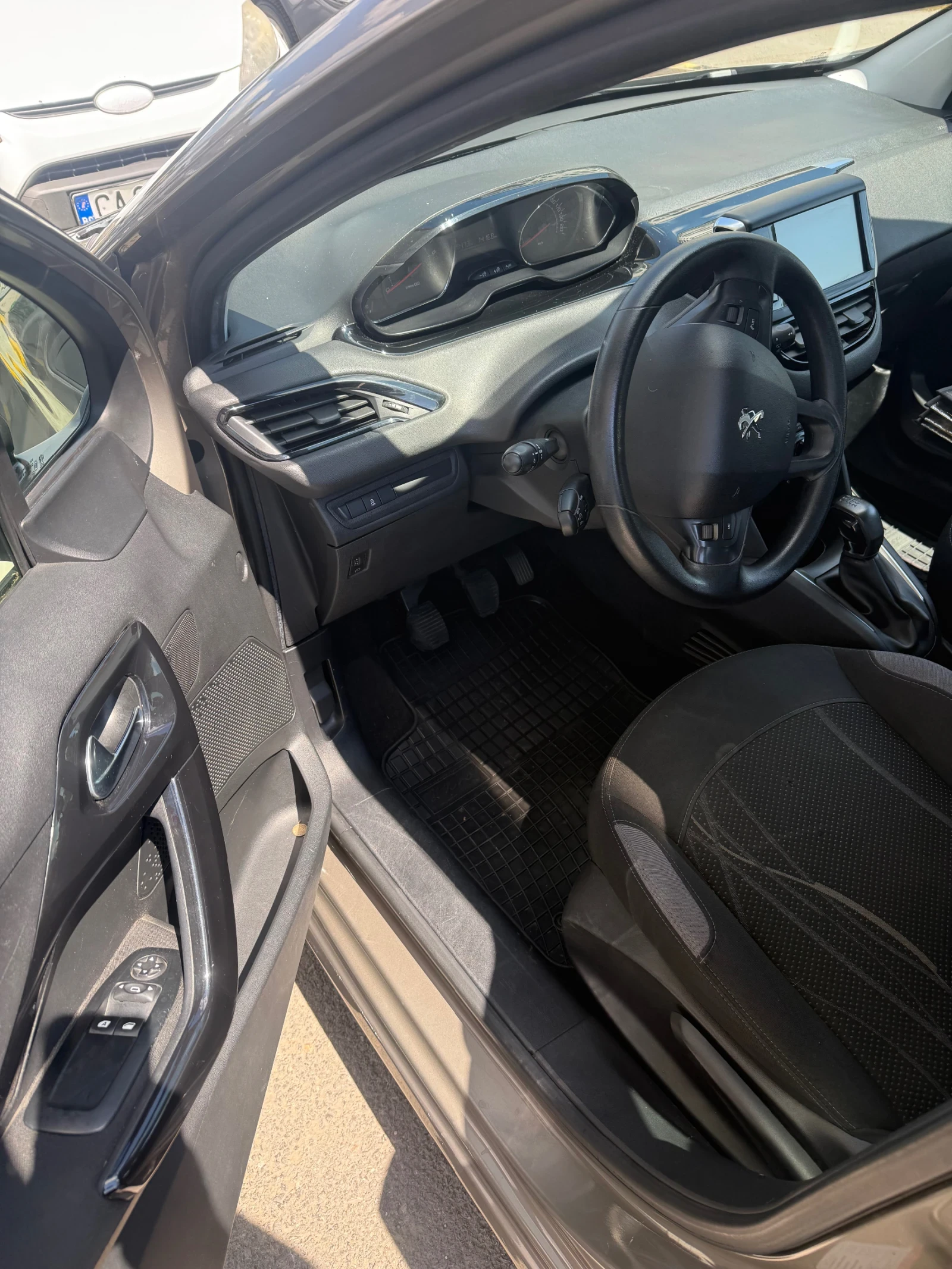 Peugeot 208 1.4hdi/149000�� | Mobile.bg � ����������� 5