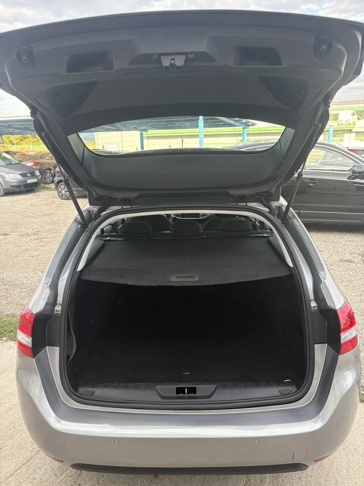 Peugeot 308 1, 6 hdi, снимка 4 - Автомобили и джипове - 56317250