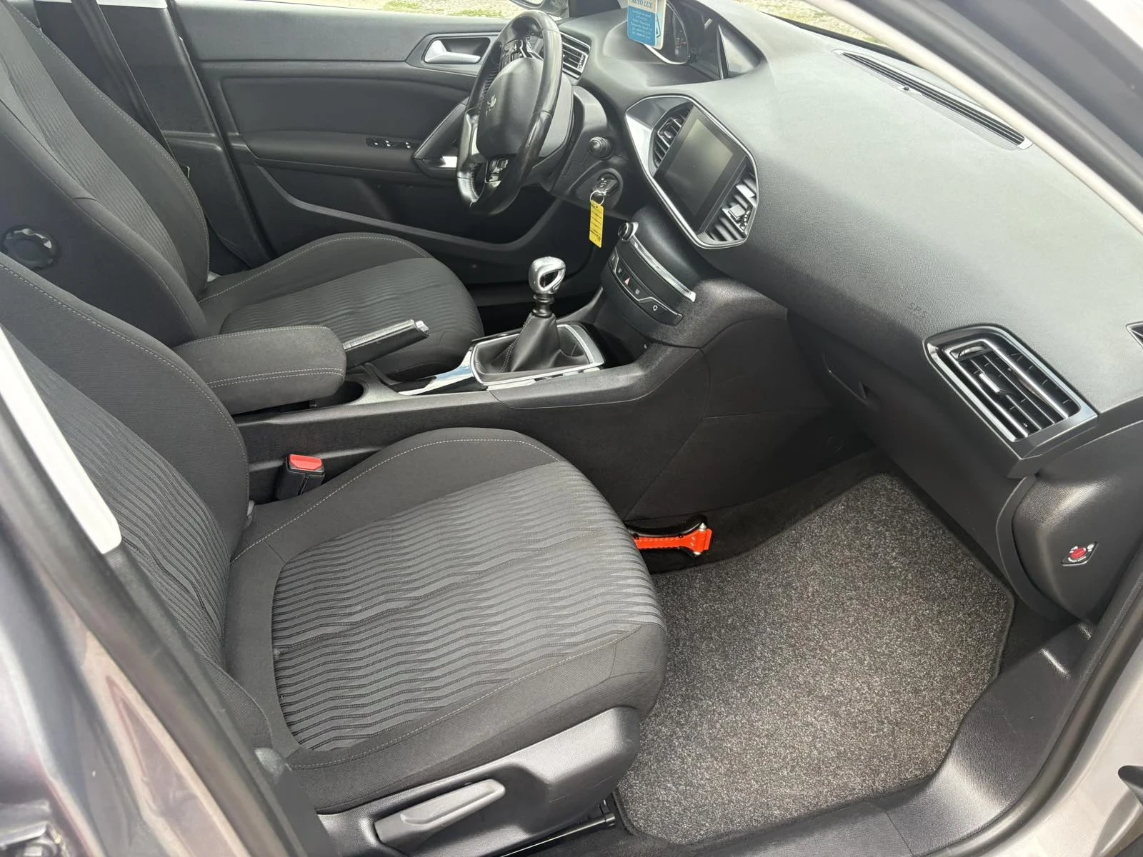 Peugeot 308 1, 6 hdi, снимка 7 - Автомобили и джипове - 56317250