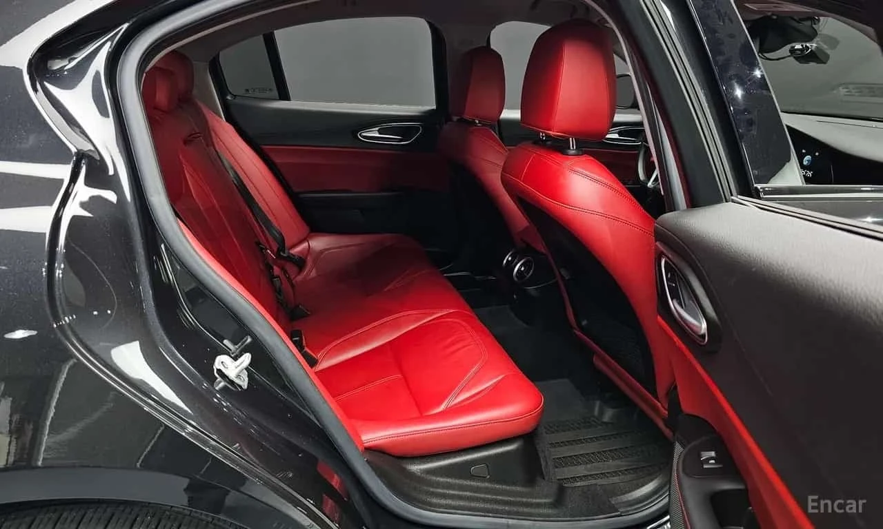 Alfa Romeo Giulia quatrofolio / ���������� | Mobile.bg � ����������� 11