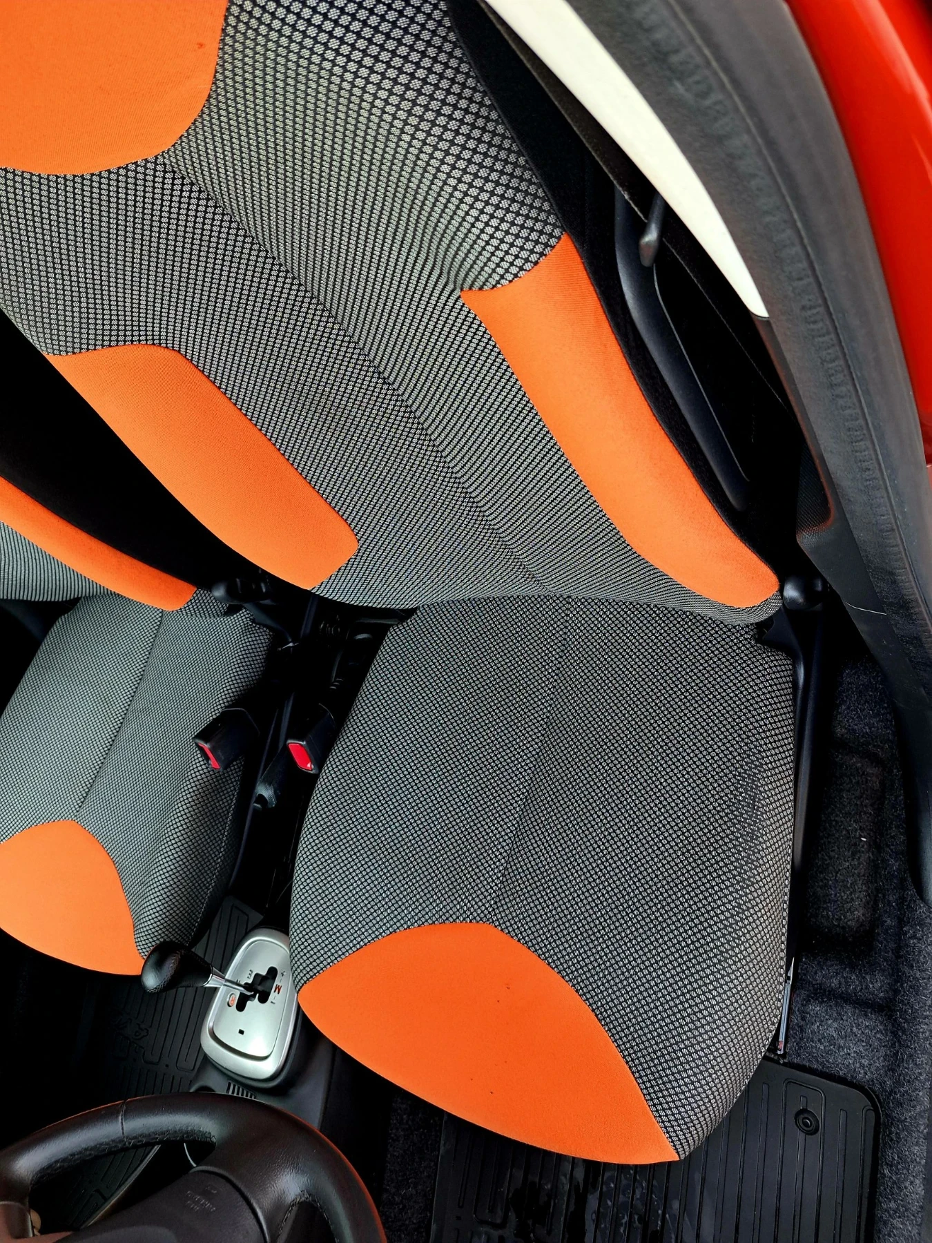 Toyota Aygo 1.0 i, снимка 7 - Автомобили и джипове - 56441270