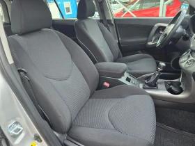 Toyota Rav4 2, 2 D-4D НОВ ВНОС !! РЕАЛНИ КИЛОМЕТРИ !!, снимка 10