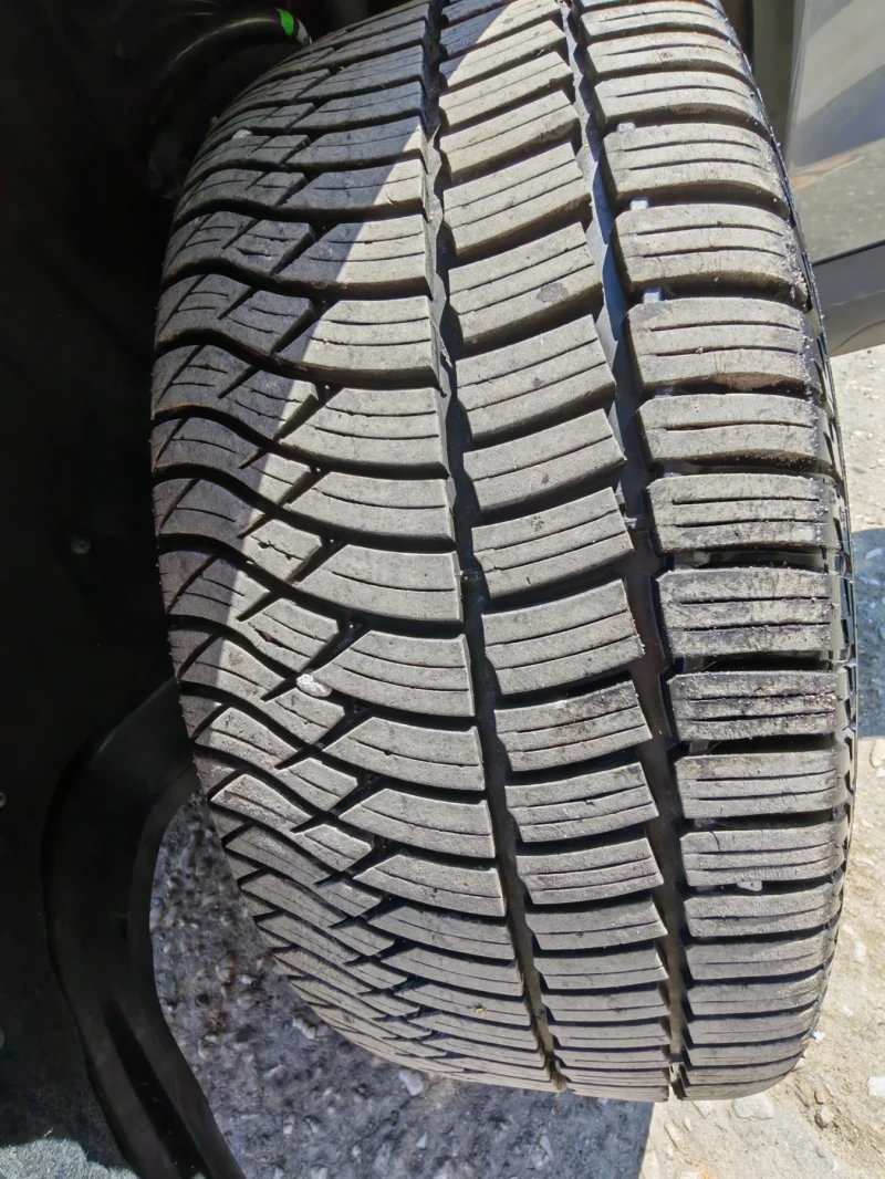 Audi Q3 2.0TDI 177 S-Tronic Quattro Led , снимка 9 - Автомобили и джипове - 51342500