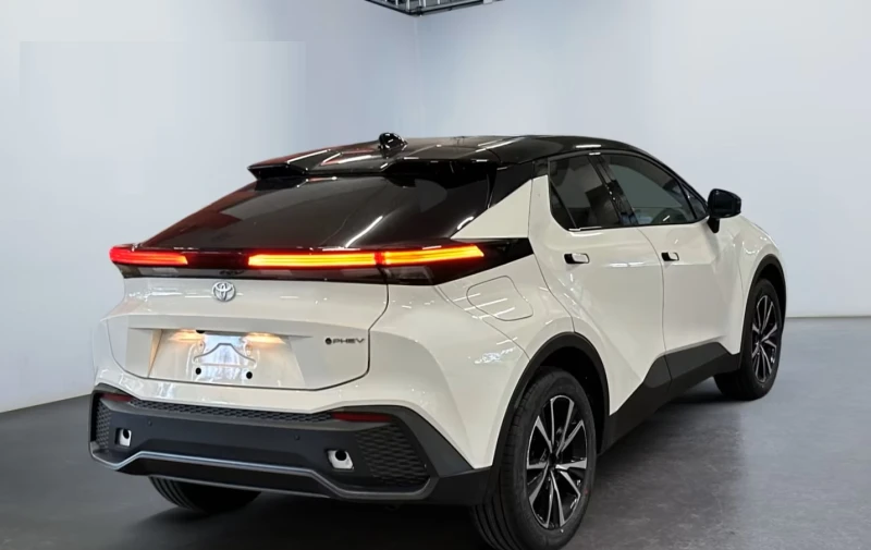 Toyota C-HR NAVI/LED/, снимка 4 - Автомобили и джипове - 51837798